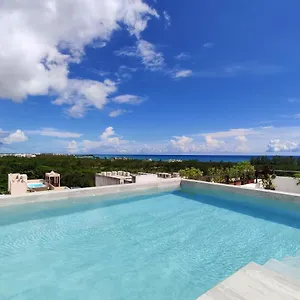 https://mayan-monk-vacation-suites.allrivieramayahotels.com
